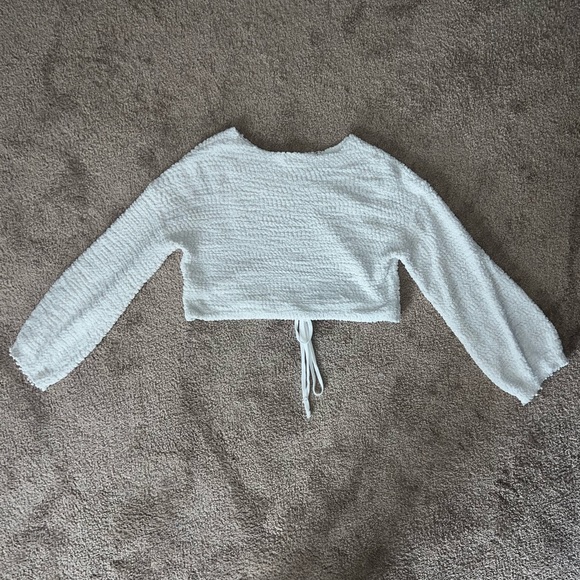 Hashttag White Knit Cropped Sweater with Tied Bottom - Picture 2 of 3